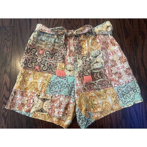 JOHNNY WAS ASTORIA EASY SHORTS SIZE MEDIUM - Picture 2 of 8